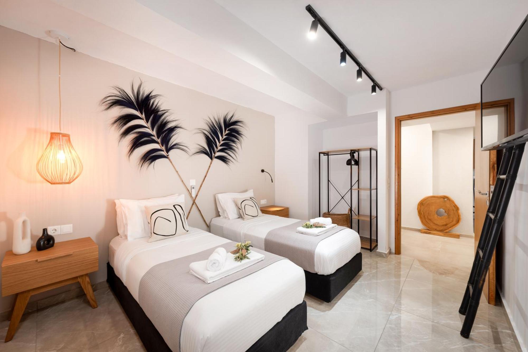 Hypnosis Beachside Villa With Private Heated Pool Джорджополис Екстериор снимка